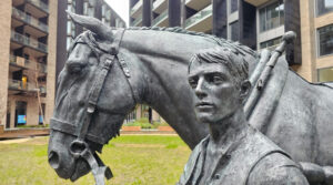 Three canal sculptures for the City Road