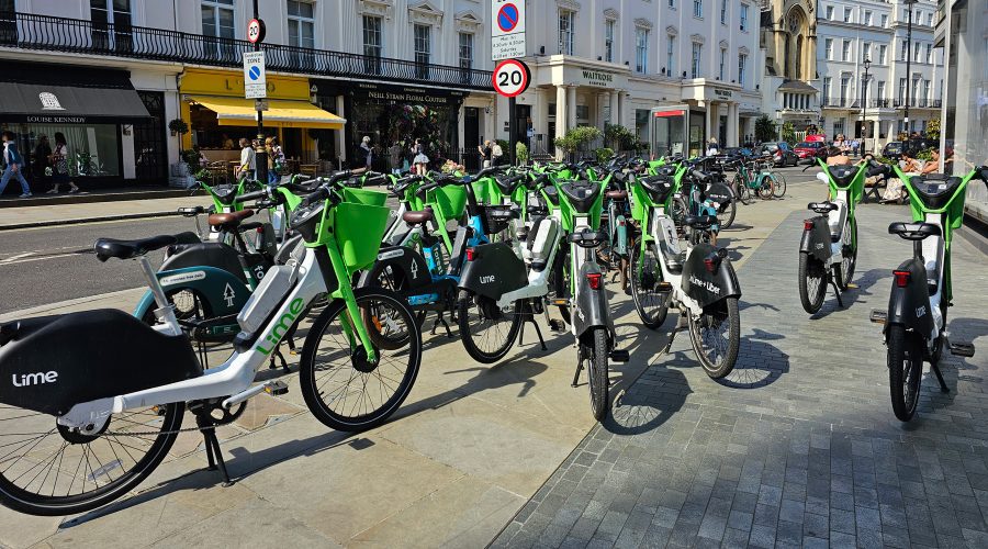 City of London seizes over 100 dockless bikes in clampdown on blocked pavements